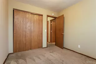 2 Aspen Pointe Dr, O'Fallon, MO 63376 - Photo 11