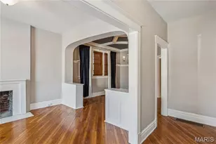 4118 Russell Blvd, Saint Louis, MO 63110 - Photo 5