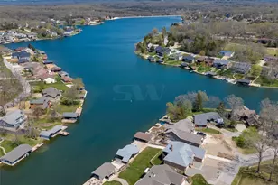 9734 Raintree Village Dr, Hillsboro, MO 63050 - Photo 19