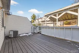 9734 Raintree Village Dr, Hillsboro, MO 63050 - Photo 17