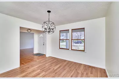 222 Park Charles Boulevard, Saint Peters, MO 63376 - Photo 7