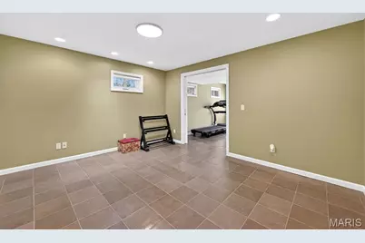 1388 Wakeshire Terrace, Ballwin, MO 63011 - Photo 49