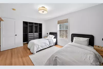 1388 Wakeshire Terrace, Ballwin, MO 63011 - Photo 37