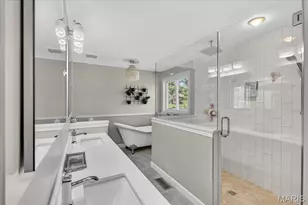 1324 Brynnwood Dr, Ladue, MO 63124 - Photo 29