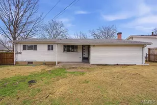 265 Waterford Dr, Florissant, MO 63033 - Photo 23