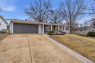 265 Waterford Dr, Florissant, MO 63033 - Photo 3