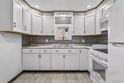 202 S Cantwell Lane, Desloge, MO 63601 - Photo 7