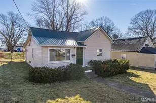 202 S Cantwell Ln, Desloge, MO 63601 - Photo 3