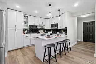 295 Ridge Trail Dr, Chesterfield, MO 63017 - Photo 17