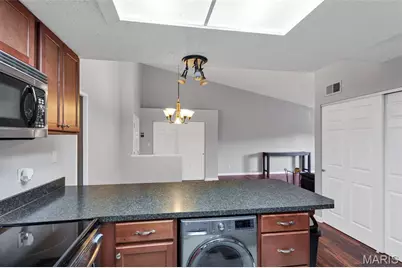 1465 Heritage Landing #403, Saint Charles, MO 63303 - Photo 7