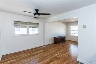 7824 Decatur Dr, Saint Louis, MO 63123 - Photo 13