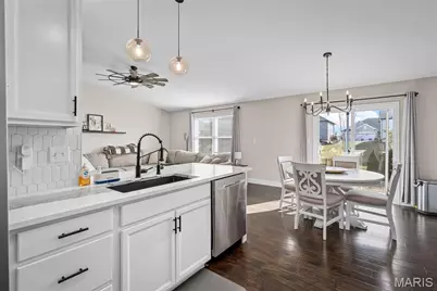 272 Hyde Park Avenue, Wentzville, MO 63385 - Photo 15