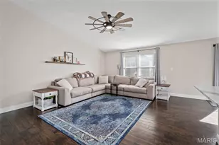 272 Hyde Park Ave, Wentzville, MO 63385 - Photo 7