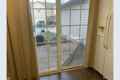 388 Montclair Tower Drive, Saint Charles, MO 63303 - Photo 17