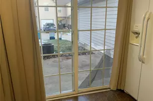 388 Montclair Tower Dr, Saint Charles, MO 63303 - Photo 17