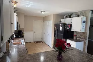 4301 Standing Rock Ct, Saint Charles, MO 63304 - Photo 5