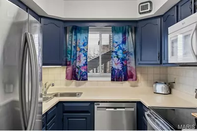 5186 Hollow Wood Court #B, Saint Louis, MO 63128 - Photo 11