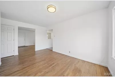 1056 King Carey Drive, Saint Louis, MO 63146 - Photo 9