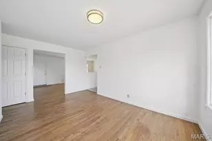 1056 King Carey Dr, Saint Louis, MO 63146 - Photo 9