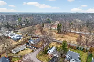 9553 Park Ln, Ladue, MO 63124 - Photo 29