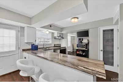 13222 Cantina Drive, Chesterfield, MO 63141 - Photo 5