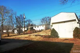 1435 Aspen Dr, Florissant, MO 63031 - Photo 3