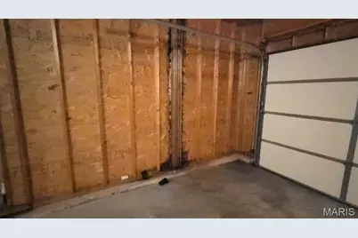 2204 Burns Avenue, Overland, MO 63114 - Photo 37