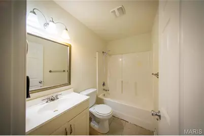 2204 Burns Avenue, Overland, MO 63114 - Photo 21