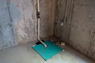 2204 Burns Ave, Overland, MO 63114 - Photo 41