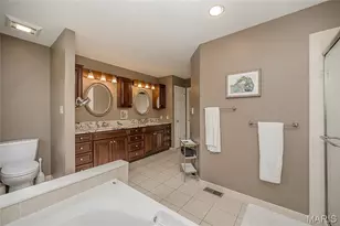 14012 Wethersfield Terrace Ct, Chesterfield, MO 63017 - Photo 23