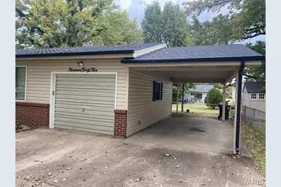 1445 Fairmeadows Lane, Saint Louis, MO 63138 - Photo 3