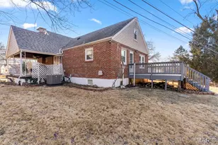 9056 McNulty Dr, Saint Louis, MO 63114 - Photo 3