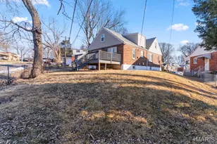 9056 McNulty Dr, Saint Louis, MO 63114 - Photo 35