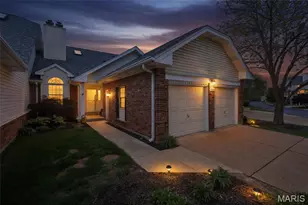 7326 Westover Colonial Ln, Shrewsbury, MO 63119 - Photo 29