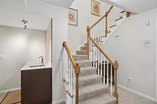 7326 Westover Colonial Ln, Shrewsbury, MO 63119 - Photo 21