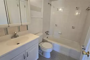 10407 Briarbend Dr, Unincorporated, MO 63146 - Photo 9