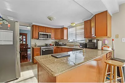 514 Chapel Cross Drive, Florissant, MO 63031 - Photo 9