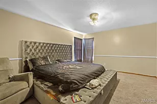 514 Chapel Cross Dr, Florissant, MO 63031 - Photo 19