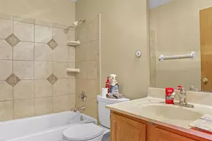 514 Chapel Cross Dr, Florissant, MO 63031 - Photo 17