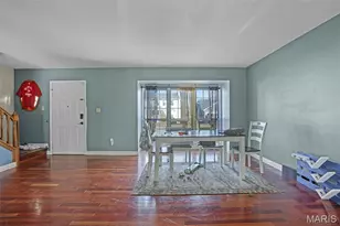 514 Chapel Cross Dr, Florissant, MO 63031 - Photo 5