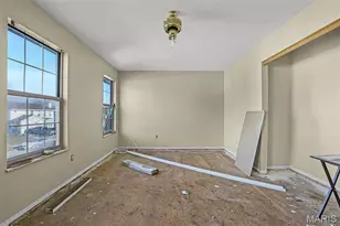 514 Chapel Cross Dr, Florissant, MO 63031 - Photo 23