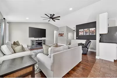 612 Courageous Lane, Wentzville, MO 63385 - Photo 5