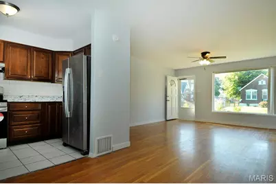 7316 Sharp Avenue, Saint Louis, MO 63116 - Photo 9