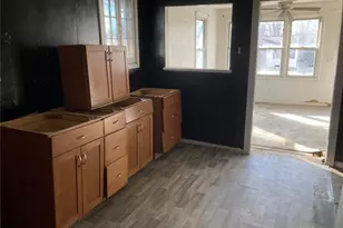 10146 Clairmont Dr, Saint Louis, MO 63136 - Photo 7