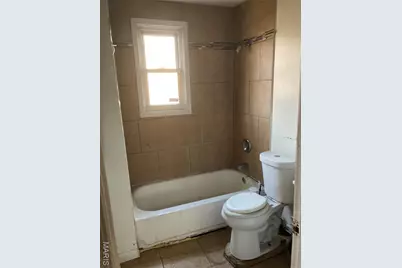 10146 Clairmont Drive, Saint Louis, MO 63136 - Photo 5