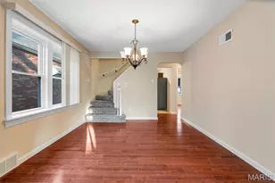 8622 Partridge Ave, Saint Louis, MO 63147 - Photo 13