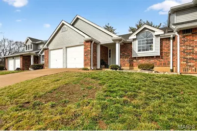 13305 Woodlake Village Court E, Chesterfield, MO 63141 - Photo 3