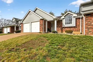 13305 Woodlake Village Ct, Chesterfield, MO 63141 - Photo 3