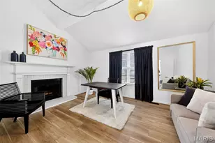 13305 Woodlake Village Ct, Chesterfield, MO 63141 - Photo 17