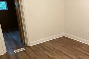 4493 Bessie Ave, Saint Louis, MO 63115 - Photo 9